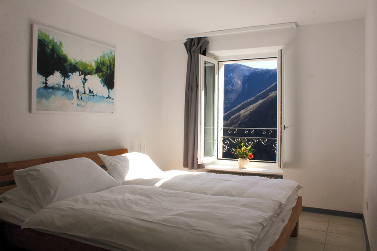 Bedroom 3, Casa Gialla, Locarno