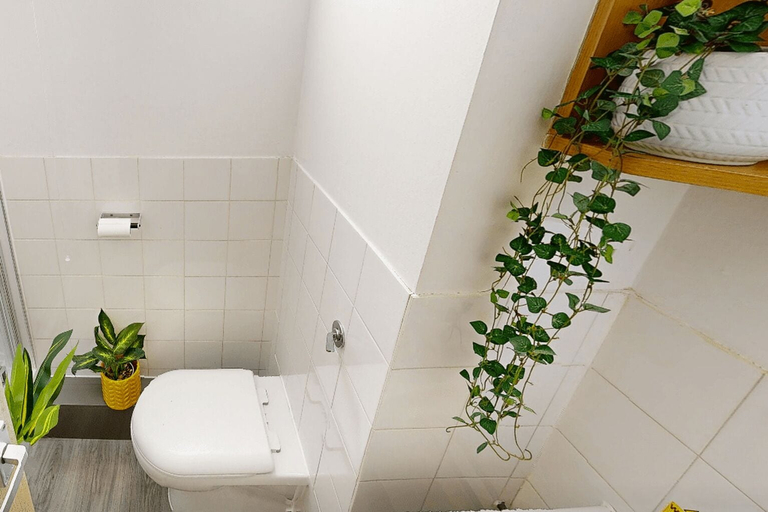 Bathroom 5, Student Only Rosamond House, Manchester