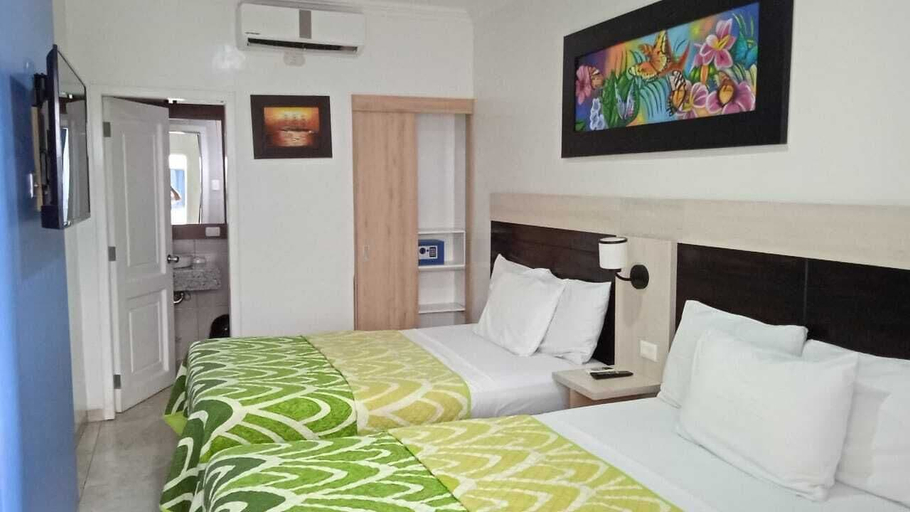 Room 4, CASABLANCA PREMIER BEACH, Salinas
