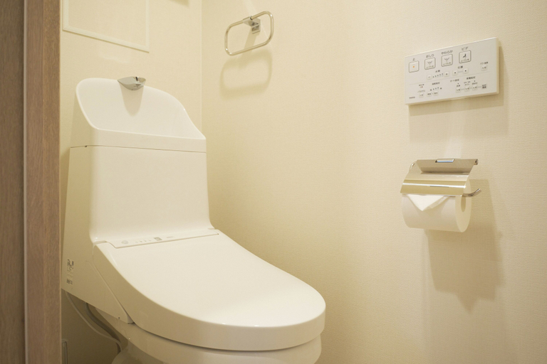 Bathroom 5, AQUA RESIDENCE Sangenjaya by Tranova 2, Setagaya
