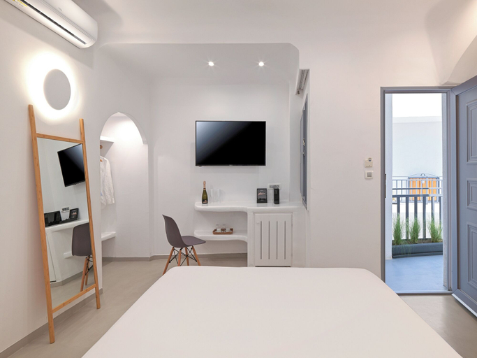 Bedroom 5, Tatakis Design Hotel, Fira, South Aegean