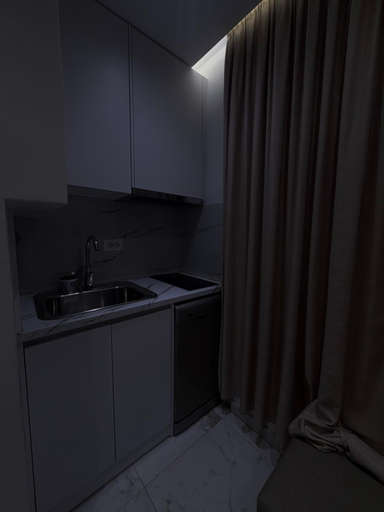 Others 4, Midnight Apartments, Tirana