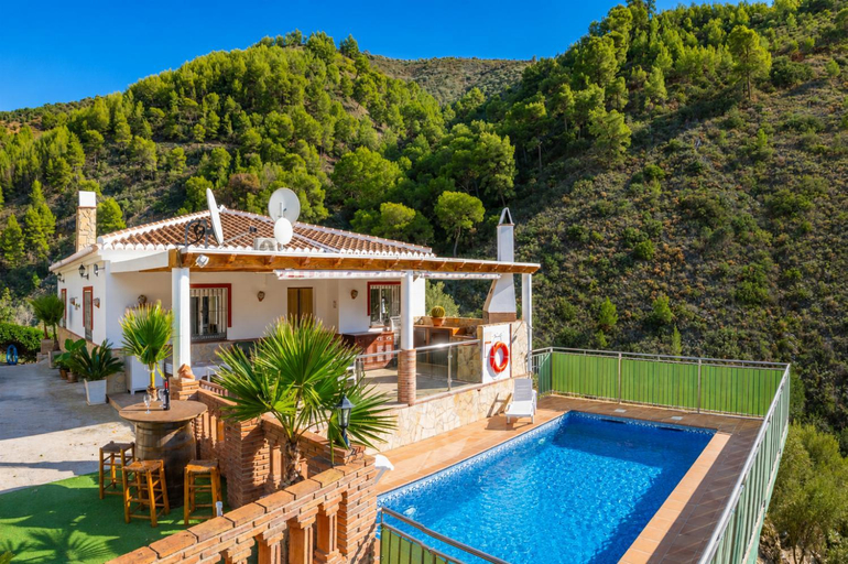 Sport & Beauty 3, Villa Cecilia Large Private Pool, A/C, WiFi, Málaga