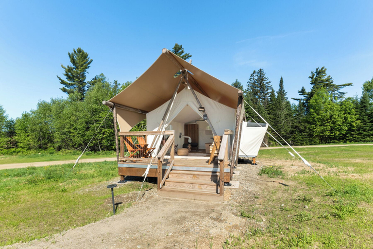 Room 4, Under Canvas White Mountains, Coos