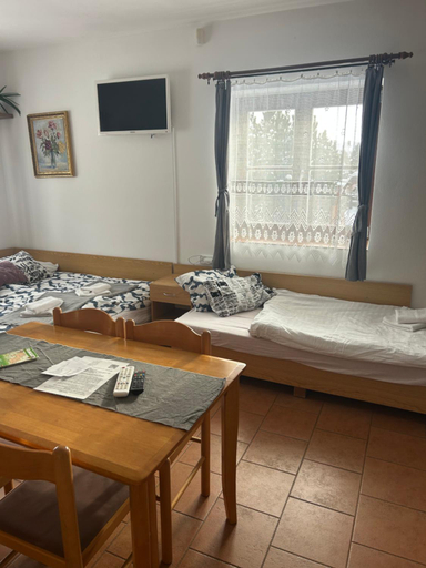 Others 4, Slunecna Lada, Prachatice