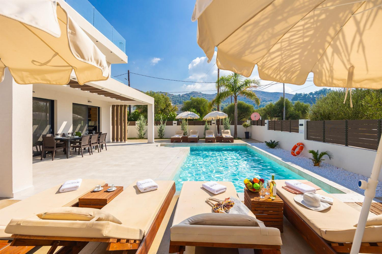 2, Villa Infinity Ena, Ionian Islands