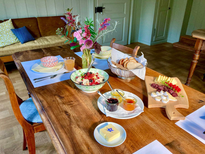 Food & Drinks 3, B&B La Scala, Imboden