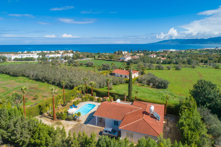 Others 2, Villa Christia Maris