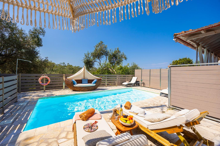 Others 3, Dimitris Cottage, Ionian Islands