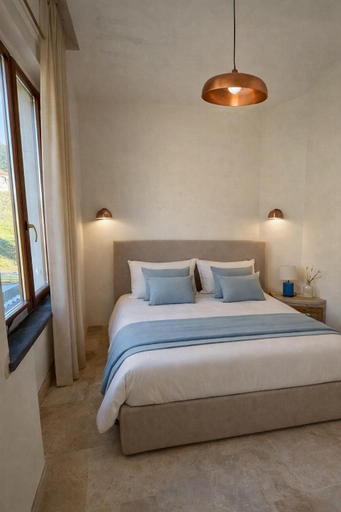Room 5, Putechella - Retro Rooms & Villas, Salerno