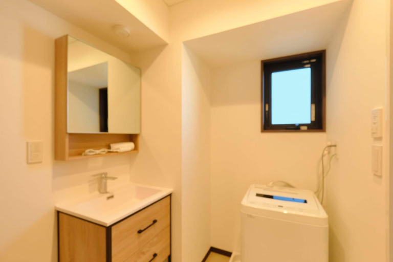 Bathroom 3, MODELLO Sangenjaya by Tranova, Setagaya