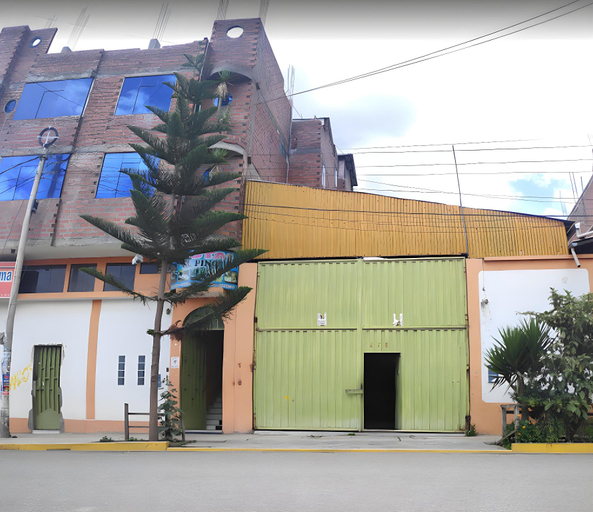 Others, Hotel el pino, Huancayo