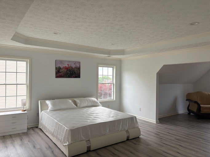 Room 5, Beautiful House in Nicholasville, Jessamine