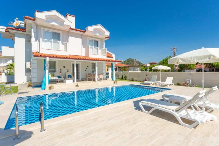 Others 3, Villa Mina, Ortaca