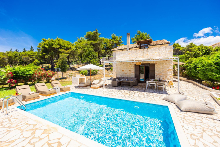 Sport & Beauty 3, Villa Boscheto Tria, Ionian Islands