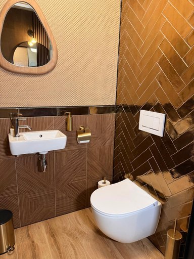 Bathroom, Berg en Bos Suite met luxe jacuzzi, Apeldoorn