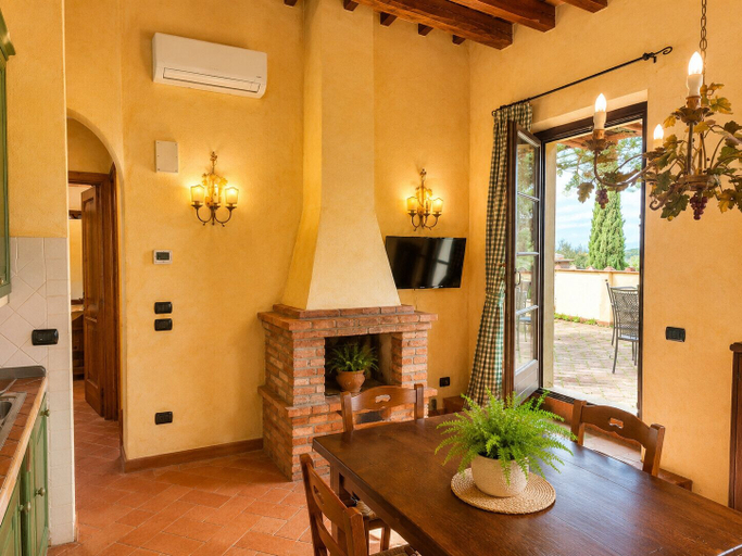 In-room dining 4, Villa Vignola, Florence