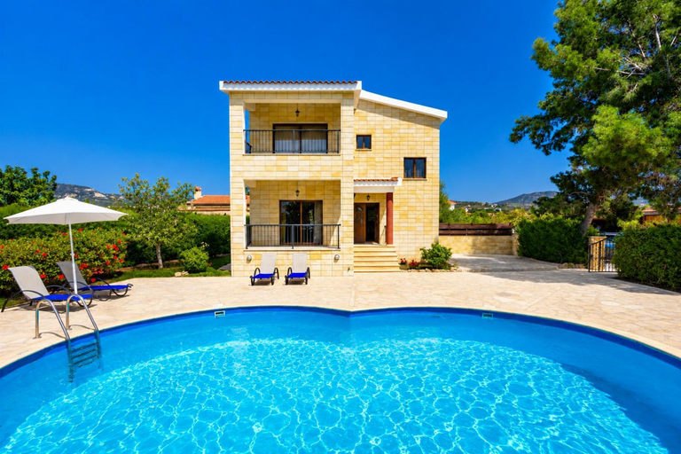 Sport & Beauty 3, Villa Natasha
