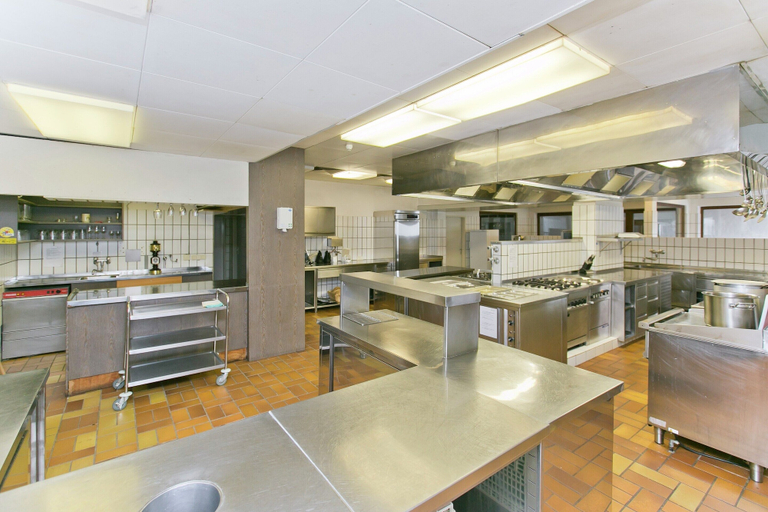 Private kitchen 3, Chalet in Piesendorf Near Kaprun Near Skiresort, Kufstein