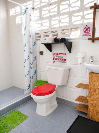 Bathroom 3, Antara del Mar, San Bernardo del Viento