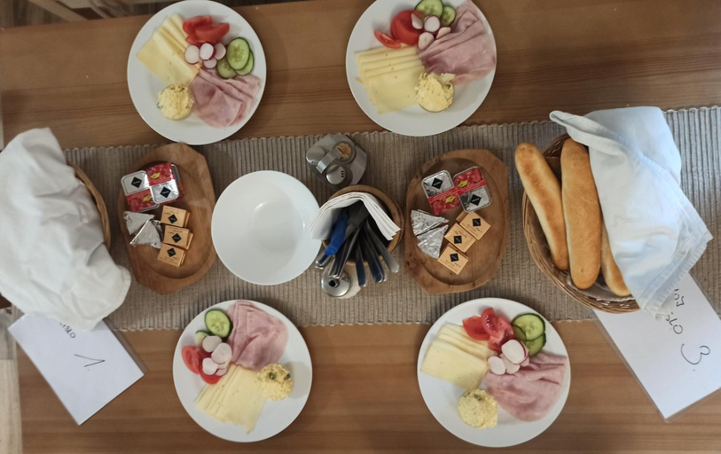 Food & Drinks 5, Penzion U kostela Mlaka, Jindřichův Hradec