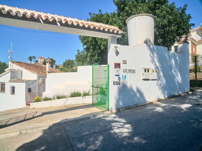 Property grounds 2, Las Rosas 5 by Casasol, Málaga