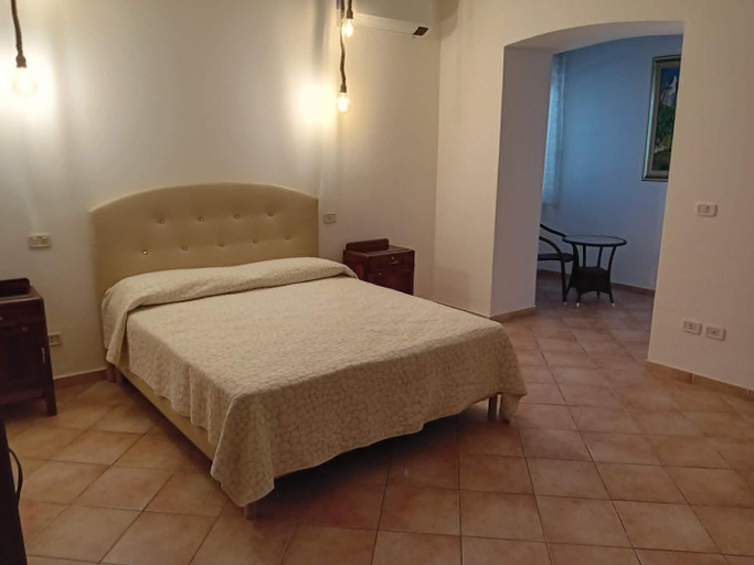 Bedroom, beucarnea apartment salerno, Salerno