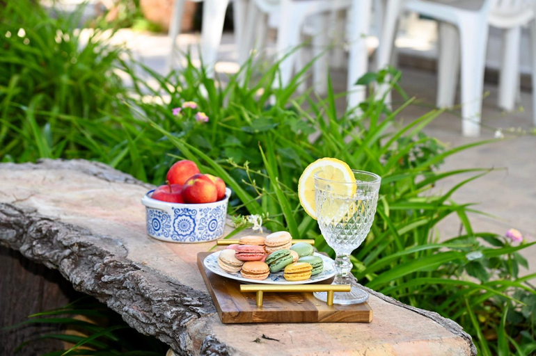 Food & Drinks, Kritos Apartments-one Bedroom