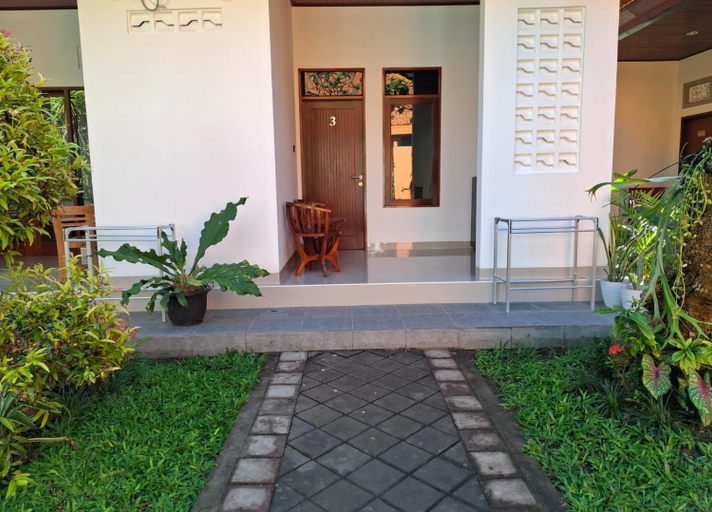 Exterior & Views 1, Manda's Homestay, Denpasar