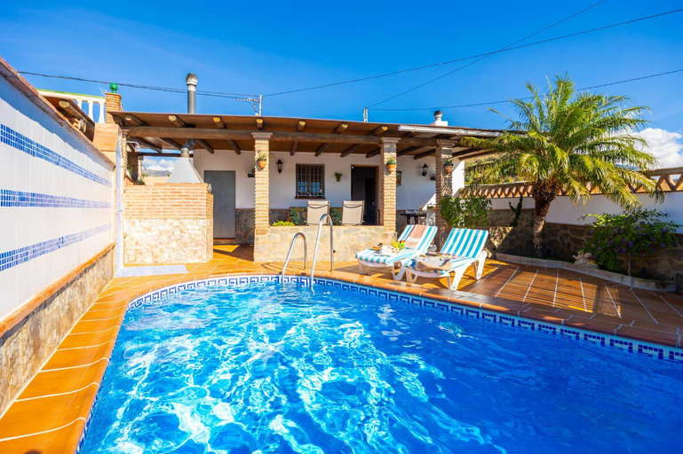 3, Villa Cortijo Porroncico, Málaga