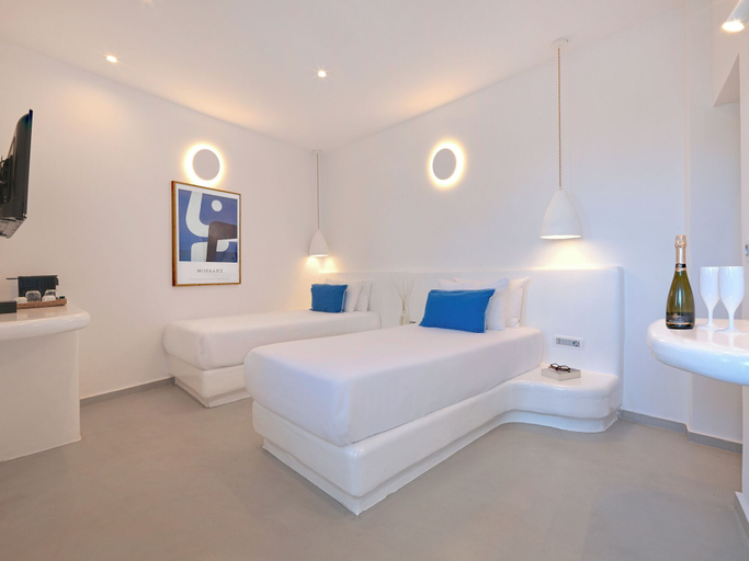 Bedroom 4, Tatakis Design Hotel, Fira, South Aegean