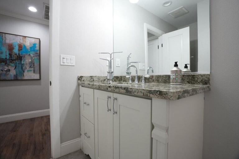 Others 5, 4 bedroom, 3 bathrooms Pool Home, Orange
