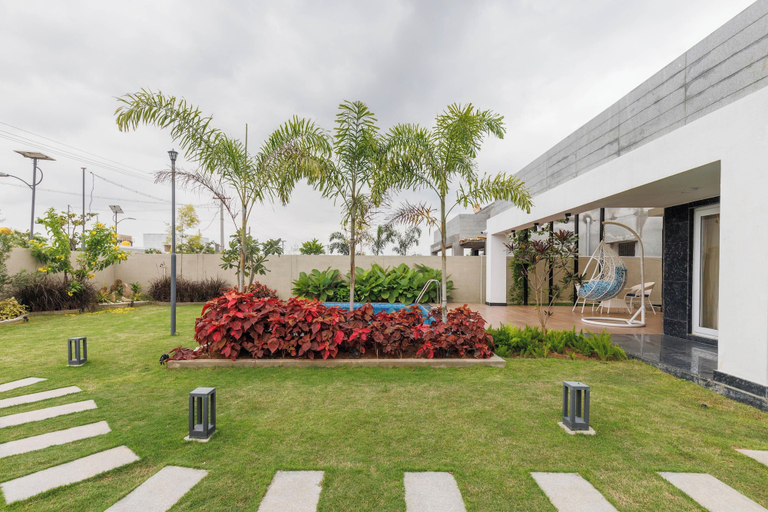 Front of property 3, Aquagrove Villa by Stayjade Pvt Pool 1hr HSR, Krishnagiri