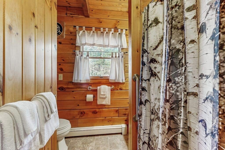 Bathroom 4, Charming Riverfront Home With Cozy Interiors, Dock, and Scenic Deck Views, Lincoln