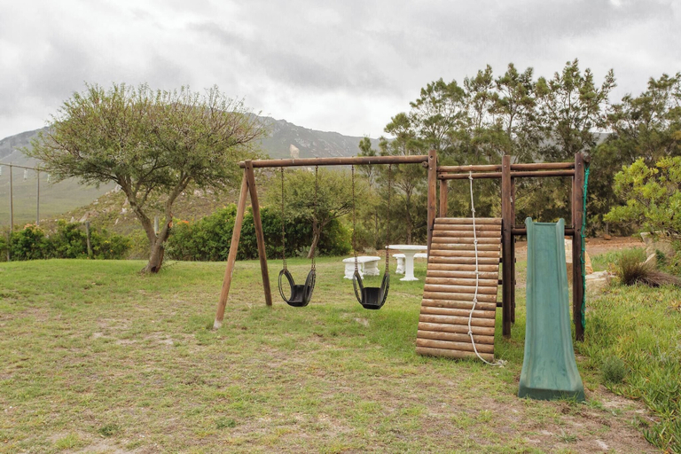 Property grounds 4, Barton Blue Crane Near Hermanus Pool & Hot Tub, Overberg