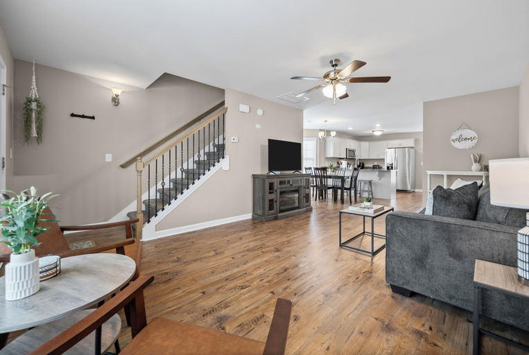 Living area 3, Cottage With Community Pool, Montgomery