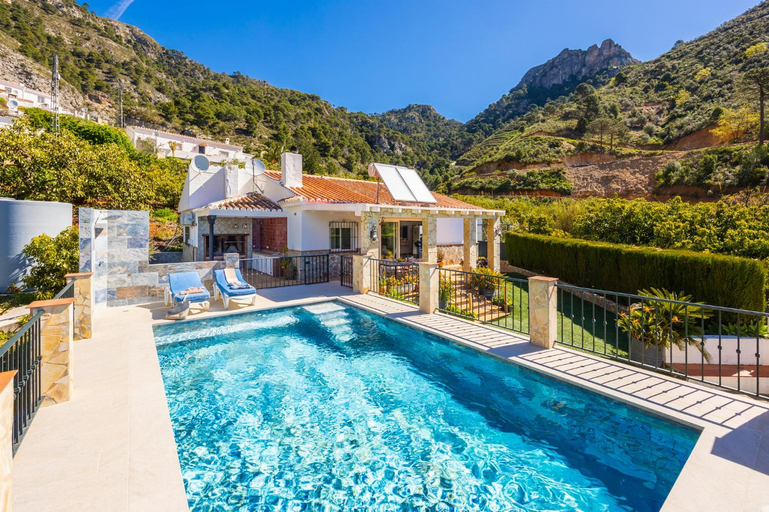 Sport & Beauty 4, Villa el Nacimiento Nerja, Málaga