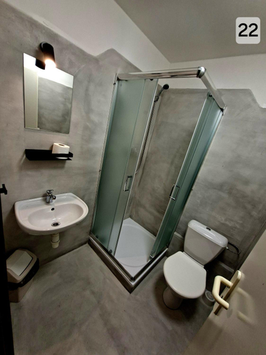 Bathroom 3, Penzion u Martina, Liberec