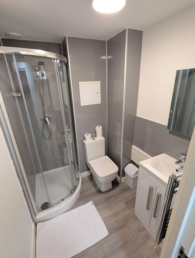 Bathroom, Phoenix court - Flat 19, Sheffield