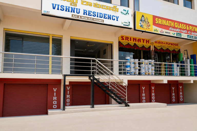 Entrance 2, Townhouse Oak Mancherial Railway Station Formerly Vishnu Residency, Adilabad