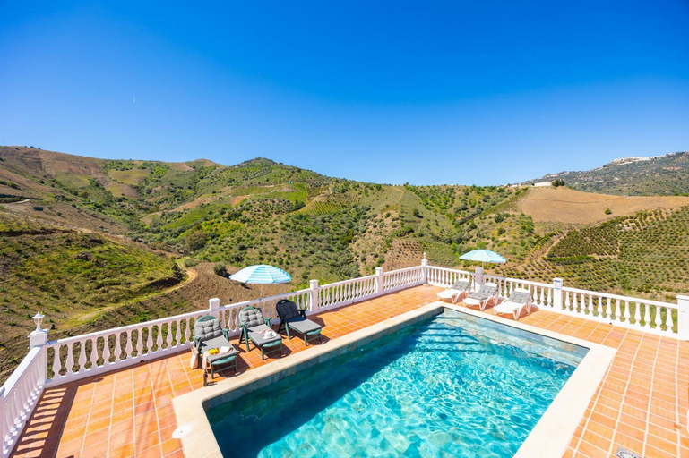 2, Villa Finca Los Corbachos, Málaga