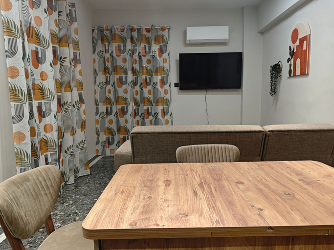 Room 2, Parea Downtown Apartment - Central Spacious 2BR, Peloponnese