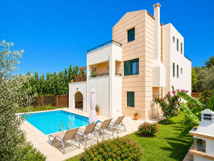 3, Villa Olive, Crete