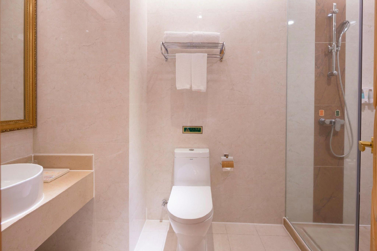 Bathroom 3, Vienna International Hotel Shenzhen Dameisha, Shenzhen