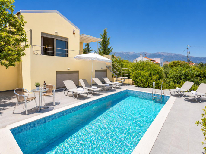 Others 3, Villa Arda, Crete