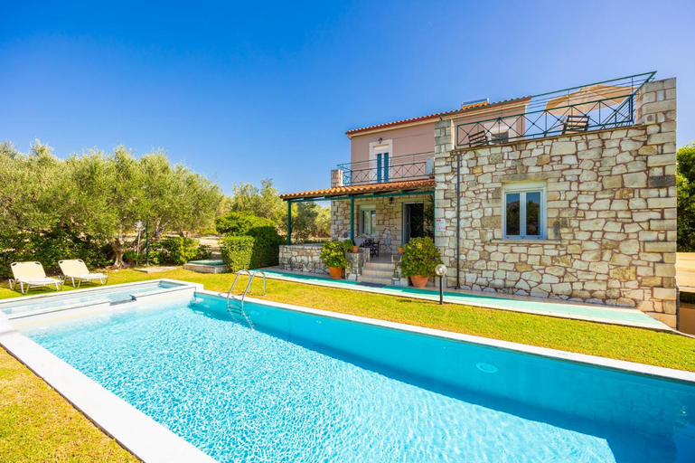 Others 2, Villa Dimitris, Crete