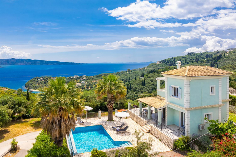 4, Villa Ioanna Agios Stephanos, Ionian Islands
