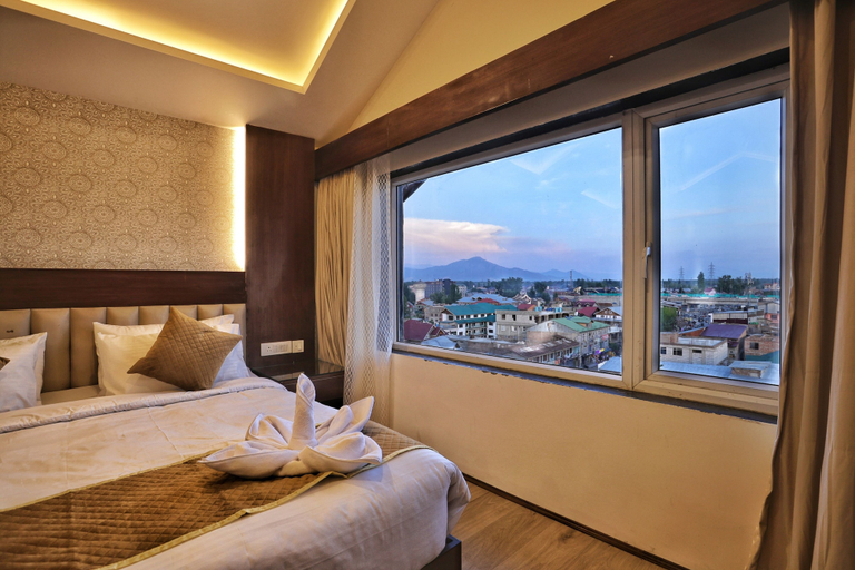 Room 5, Trillium Hotel by Stay Sphere, Badgam
