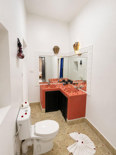 Bathroom 4, Riad Lazorde De Marrakech, Marrakech