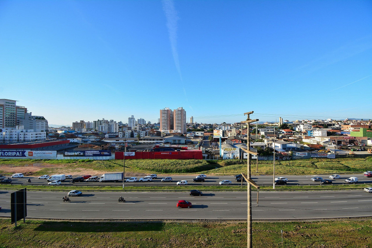 Miscellaneous 2, Apartamento a 400m do Fórum de São José, São José